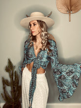 Load image into Gallery viewer, Goddess frill sleeve top