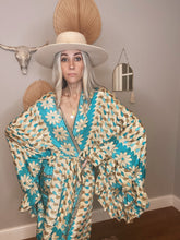 Load image into Gallery viewer, Goddess frill sleeve kimono