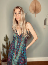 Load image into Gallery viewer, L.A. Woman dress