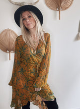 Load image into Gallery viewer, Daisy Jones wrap sale 15