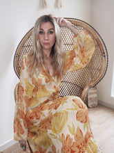 Load image into Gallery viewer, Daisy Jones wrap dress