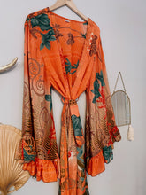 Load image into Gallery viewer, Goddess frill sleeve kimono