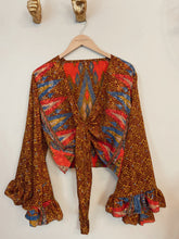Load image into Gallery viewer, Goddess frill sleeve top