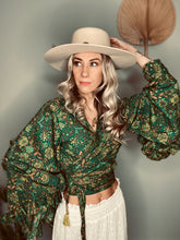 Load image into Gallery viewer, Goddess frill sleeve top