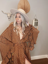 Load image into Gallery viewer, Goddess frill sleeve kimono