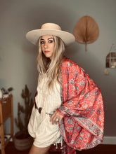 Load image into Gallery viewer, Short Kimono