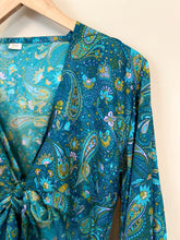 Load image into Gallery viewer, Goddess frill sleeve top