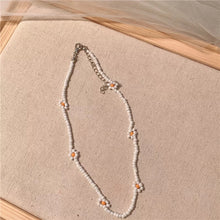 Load image into Gallery viewer, Daisy chain choker