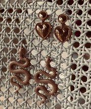 Load image into Gallery viewer, Strong heart earrings
