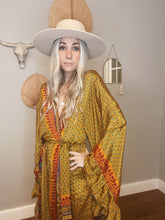 Load image into Gallery viewer, Goddess frill sleeve kimono