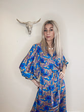 Load image into Gallery viewer, Soul-shine wrap dress