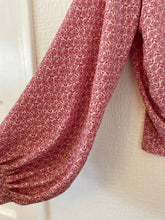 Load image into Gallery viewer, Boho wrap top