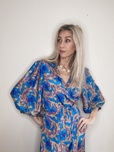 Load image into Gallery viewer, Soul-shine wrap dress