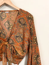 Load image into Gallery viewer, Goddess frill sleeve top