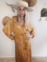 Load image into Gallery viewer, Daisy Jones wrap dress