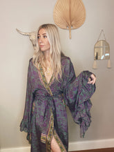 Load image into Gallery viewer, Goddess frill sleeve kimono