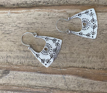 Load image into Gallery viewer, Lucky Guidance earrings