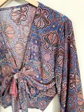 Load image into Gallery viewer, Goddess frill sleeve top