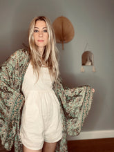 Load image into Gallery viewer, Short Kimono