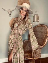 Load image into Gallery viewer, Kimono Dress