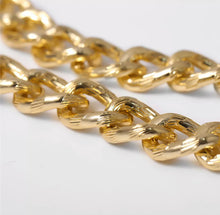 Load image into Gallery viewer, Cuban Chunky Chain necklace and bracelet Set