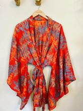 Load image into Gallery viewer, Short Kimono