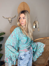 Load image into Gallery viewer, Goddess frill sleeve top