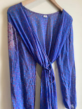 Load image into Gallery viewer, Daisy Jones wrap dress