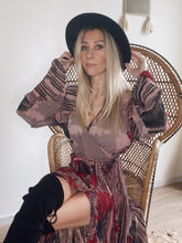 Load image into Gallery viewer, Daisy Jones wrap dress