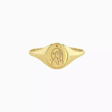 Load image into Gallery viewer, Awaken Woman sygnet Ring