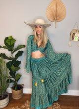 Load image into Gallery viewer, Goddess frill sleeve top
