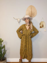 Load image into Gallery viewer, Kimono Dress