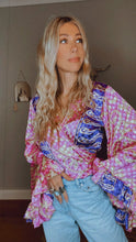Load image into Gallery viewer, Goddess frill sleeve top