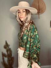Load image into Gallery viewer, Stevie reversible top Green/Blue