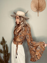 Load image into Gallery viewer, Goddess frill sleeve top
