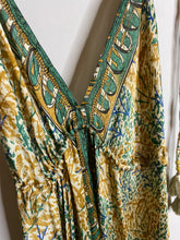 Load image into Gallery viewer, L.A. Woman dress