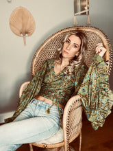 Load image into Gallery viewer, Goddess frill sleeve top